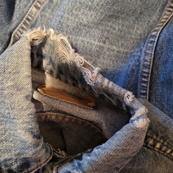 Vintage Levi's 80's Trucker Jacket - Picture 7 of 16